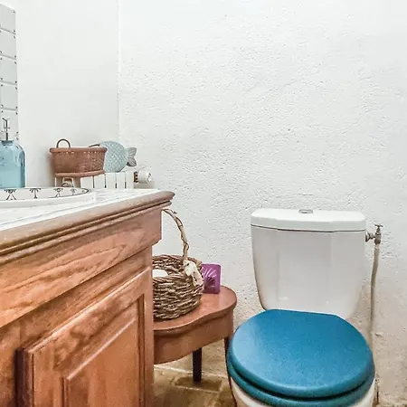 2 Bedroom Lovely In Saint-sulpice-de-cogna * Saint-Sulpice-de-Cognac